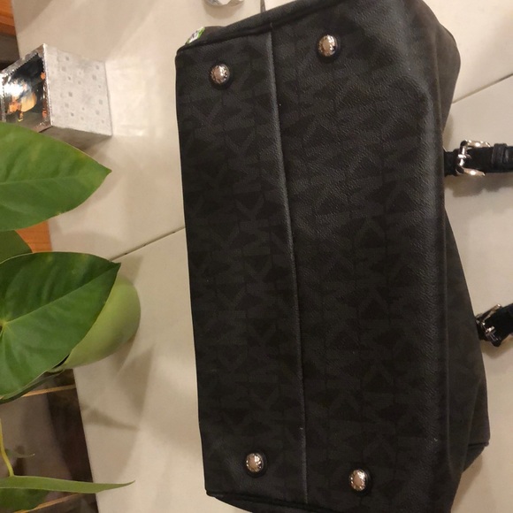 NWOT Michael Kors Monogram Bag - Picture 6 of 7